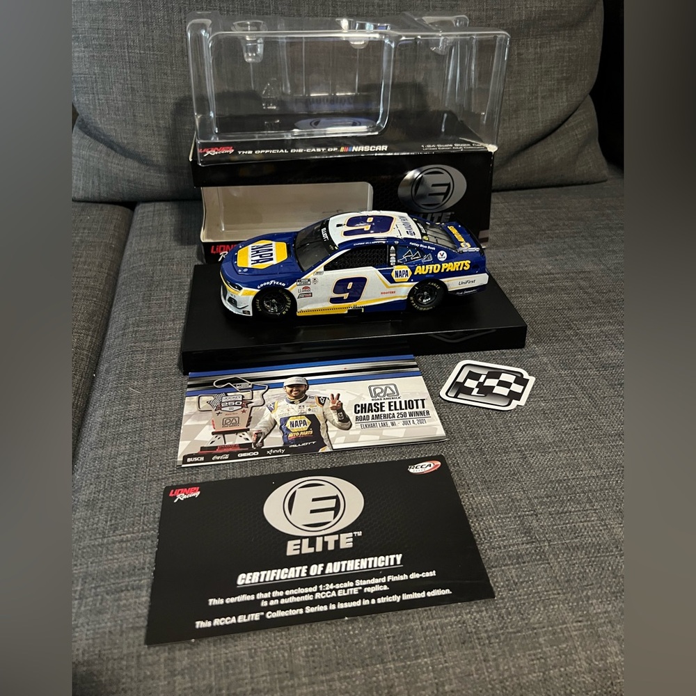 Road America Chase Elliott elite diecast